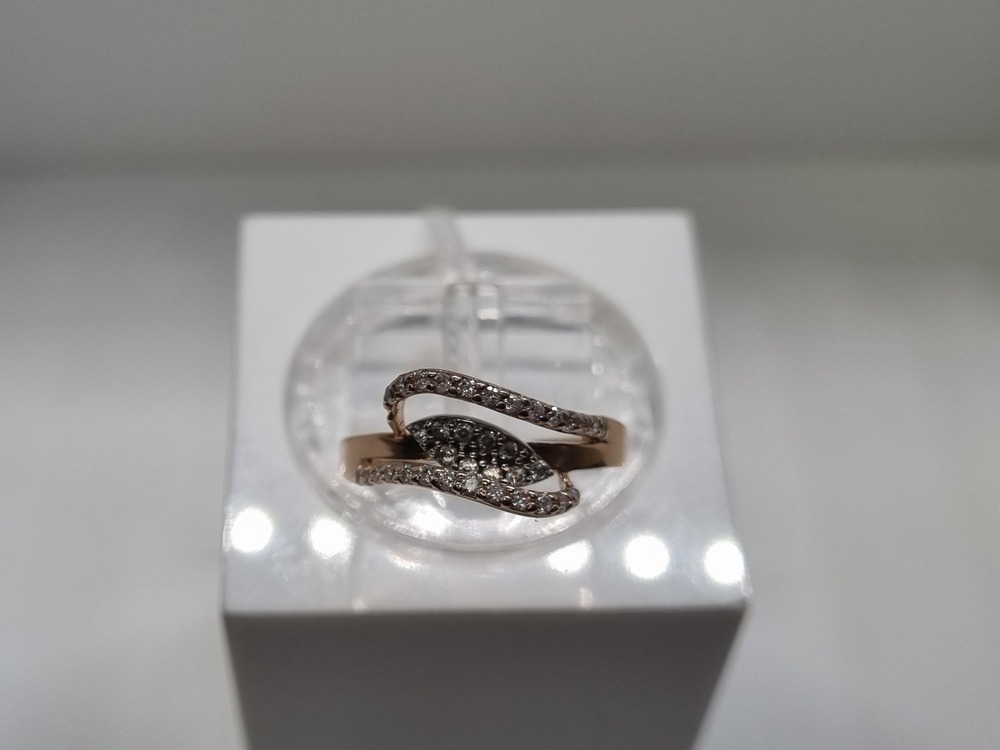 КОЛЬЦО С КАМНЯМИ (Au 585)