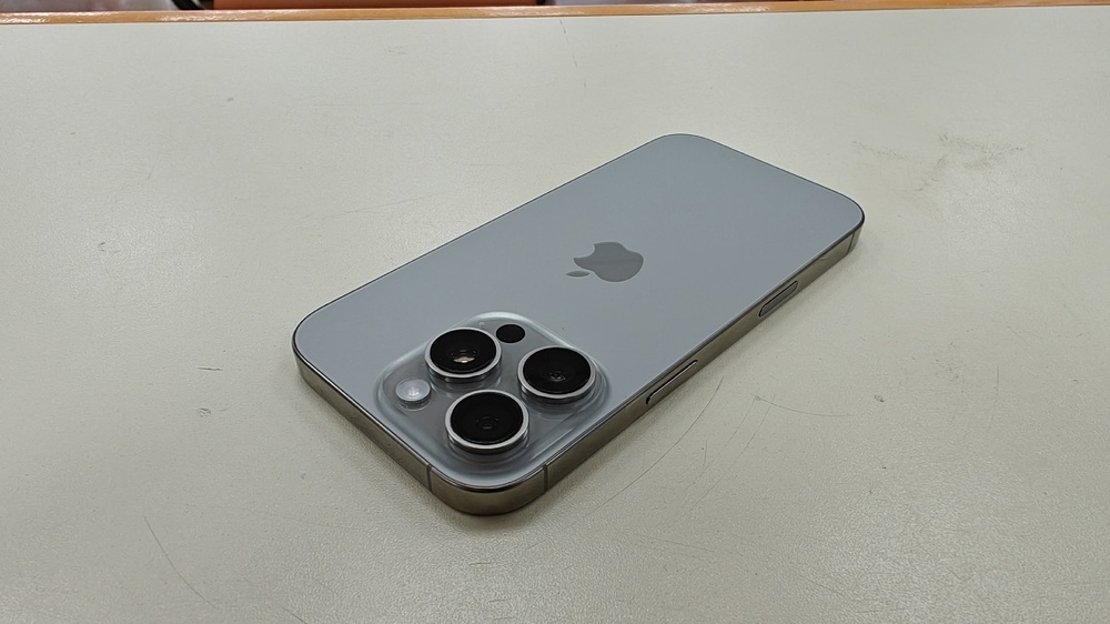 Смартфон Apple Iphone 16 Pro 256Gb