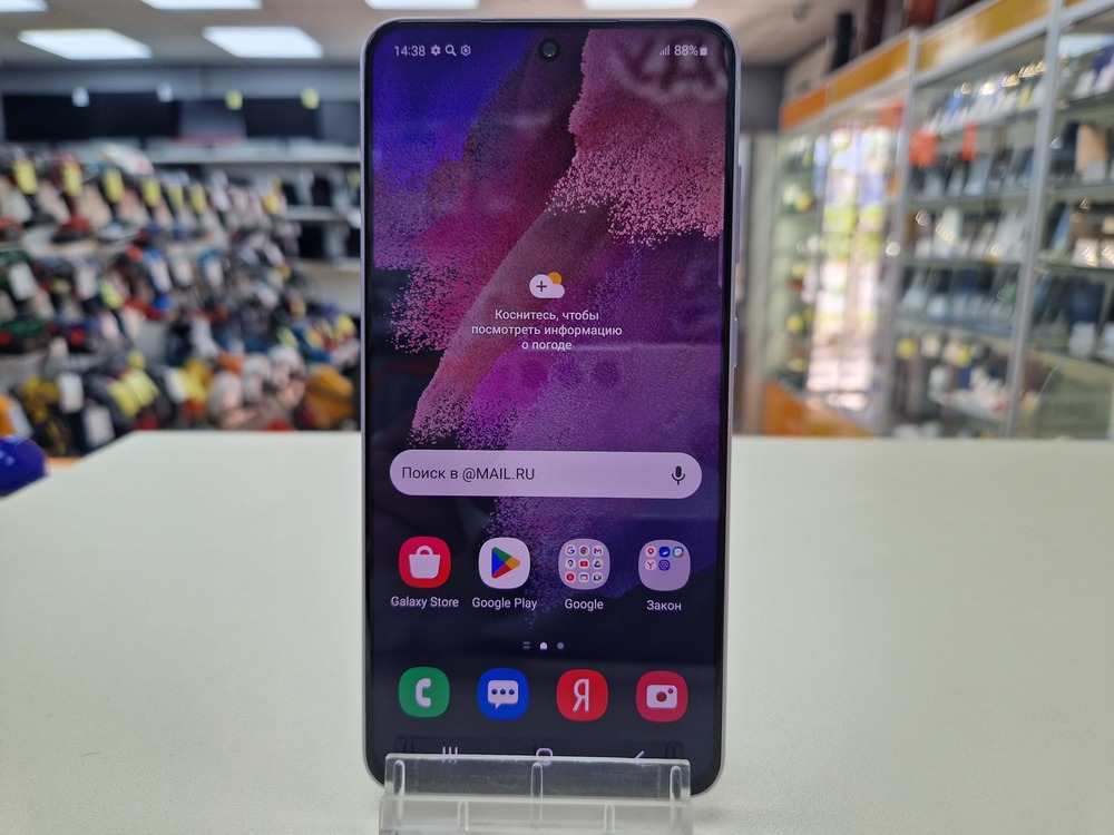 Смартфон Samsung Galaxy S21 FE 6/128