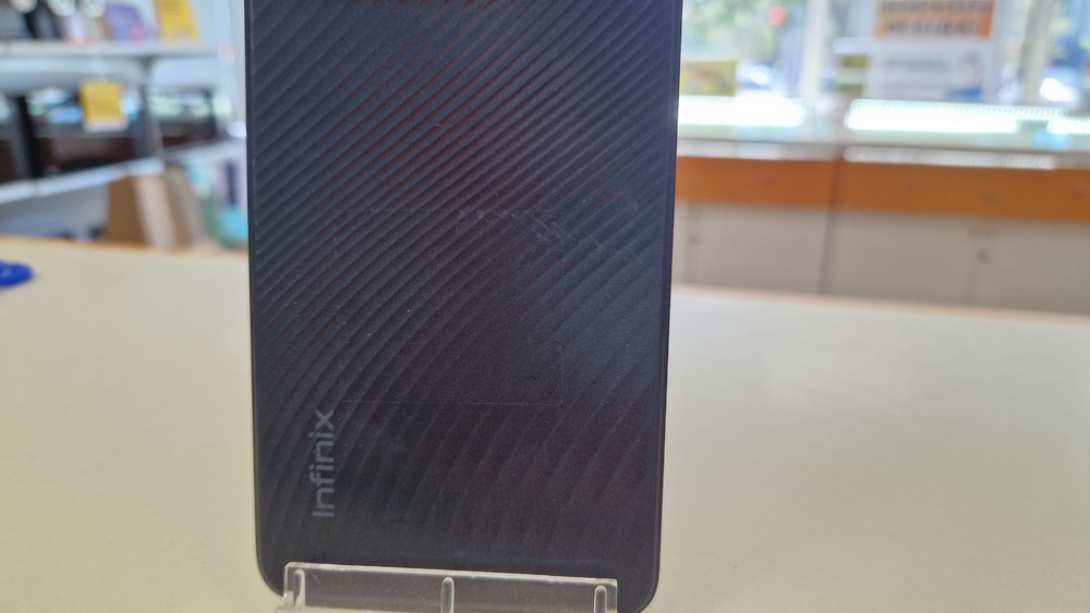 Смартфон Infinix Smart 7 4/64