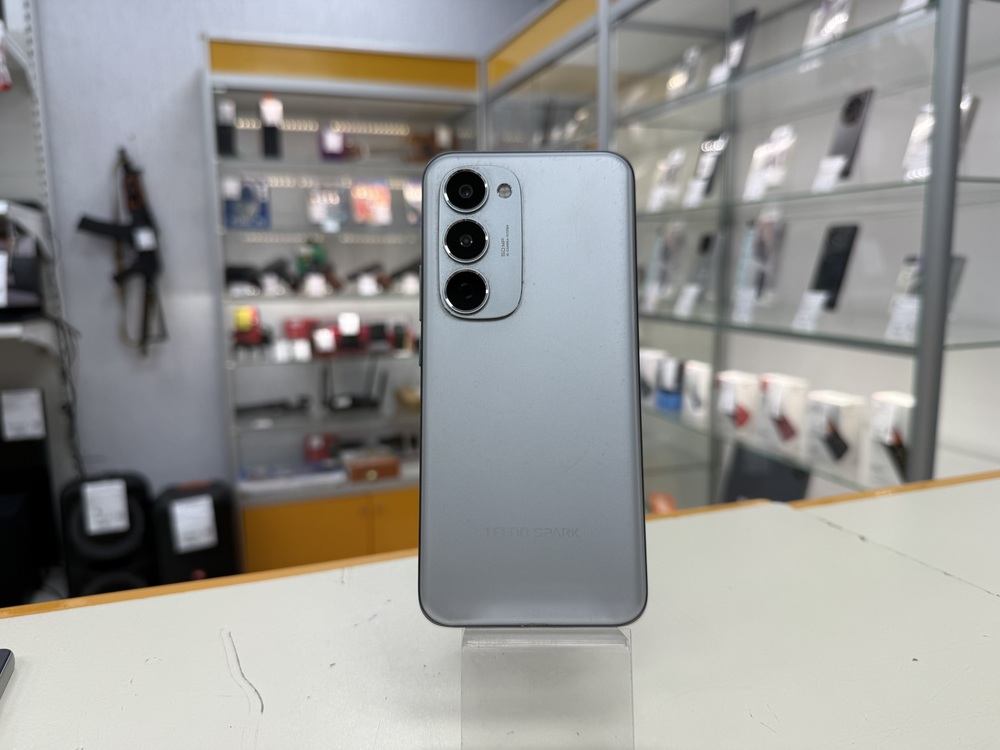 Смартфон Tecno Spark 40 Pro+ 8/256