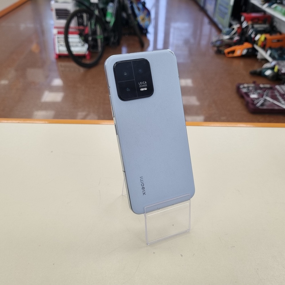 Смартфон Xiaomi 13 12/256