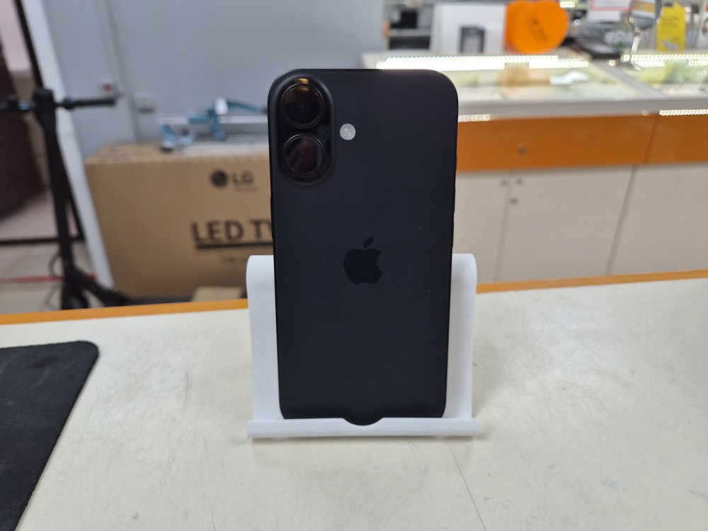 Смартфон Apple Iphone 16 256Gb