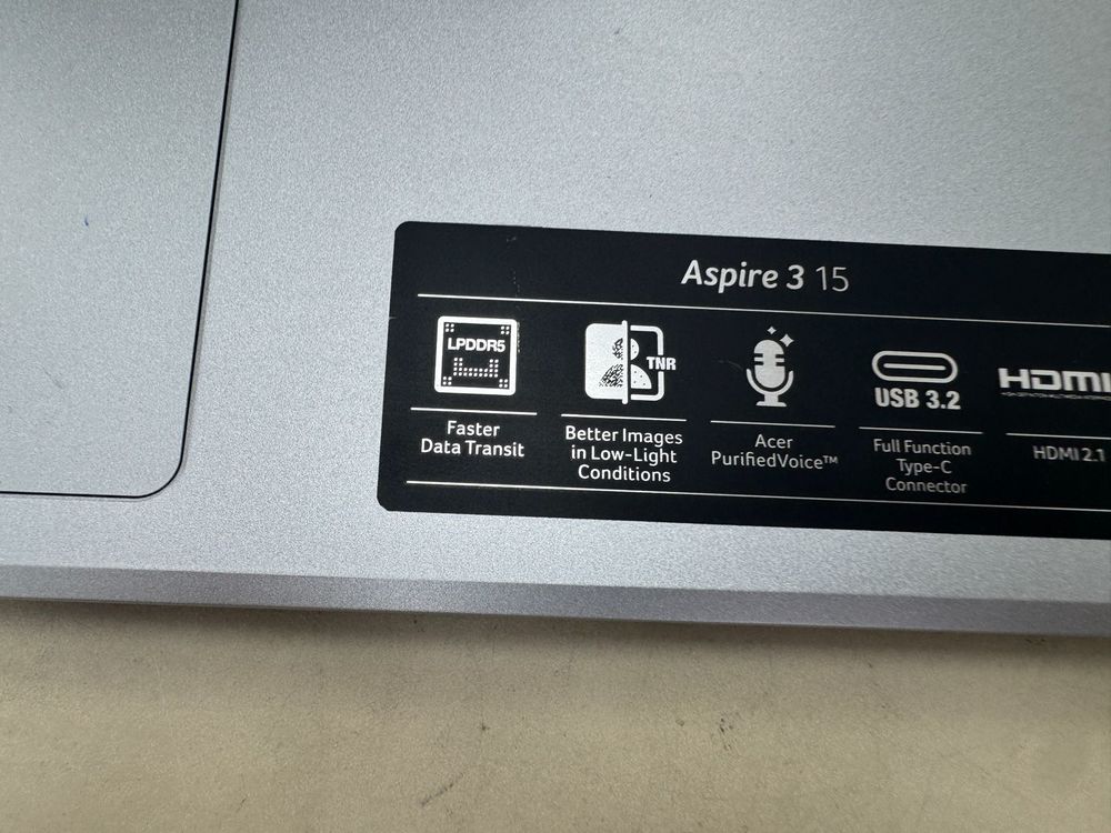 Ноутбук Acer; Ryzen 3 7320, Нет, 8 Гб, 256 Гб, Нет