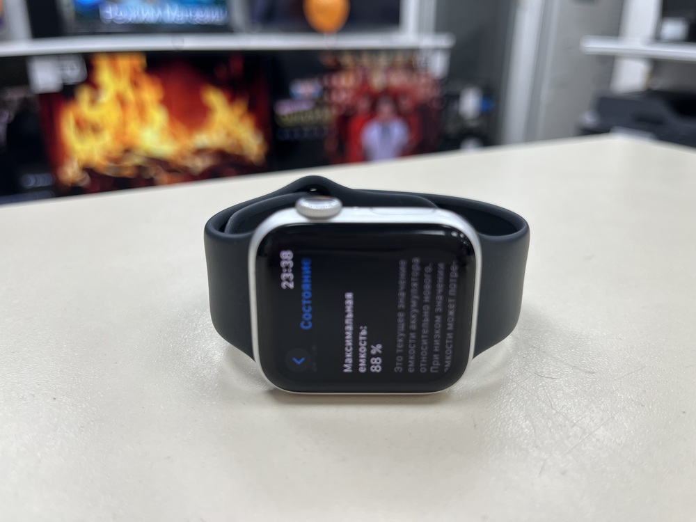 Смарт-часы Apple Watch Series 6 40mm