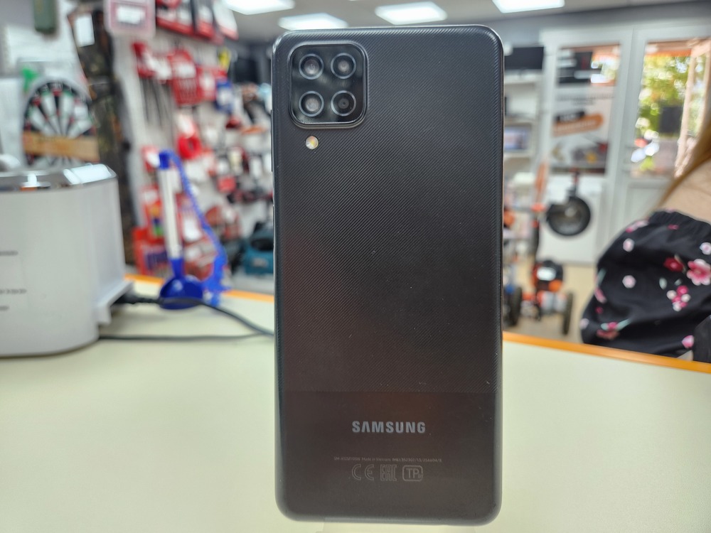 Смартфон Samsung Galaxy A12 3/32