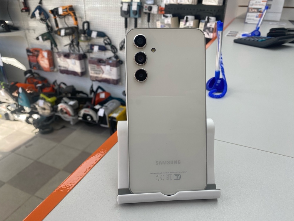 Смартфон Samsung Galaxy A54 6/128