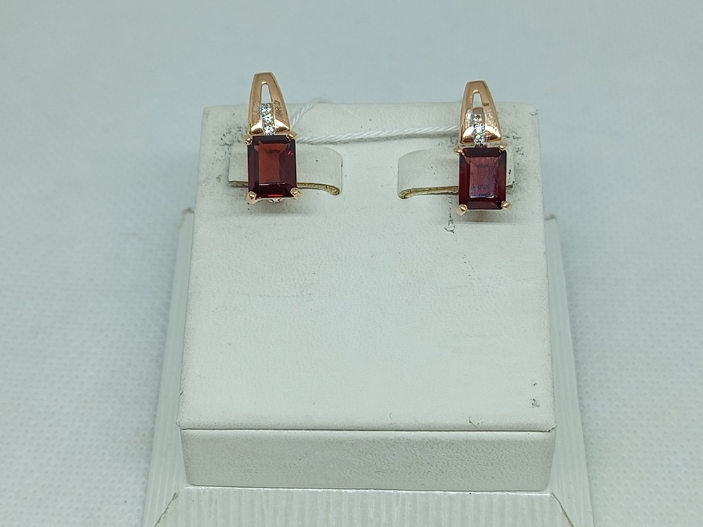 СКМИ585 СЕРЬГИ С КАМНЯМИ (Au 585)