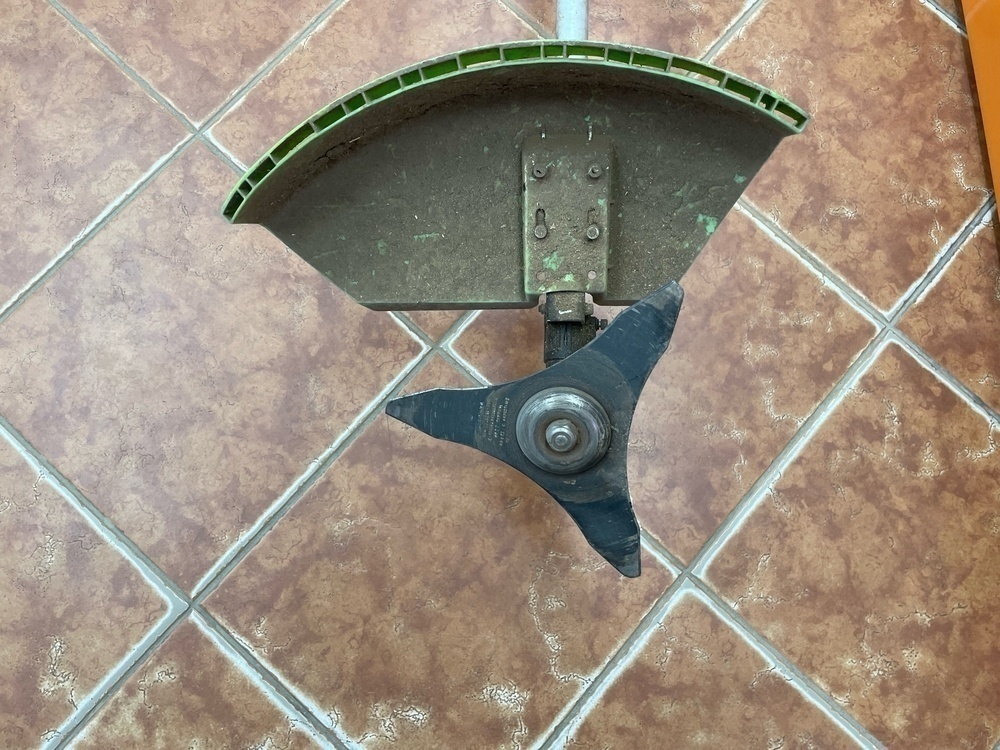 Триммер Prioritet BT-53