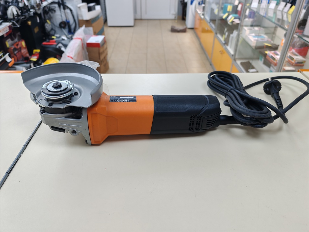 Угловая шлифмашина AEG WS 13-125XE