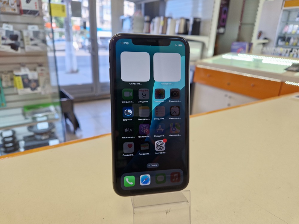 Смартфон Apple iPhone 11 128Gb