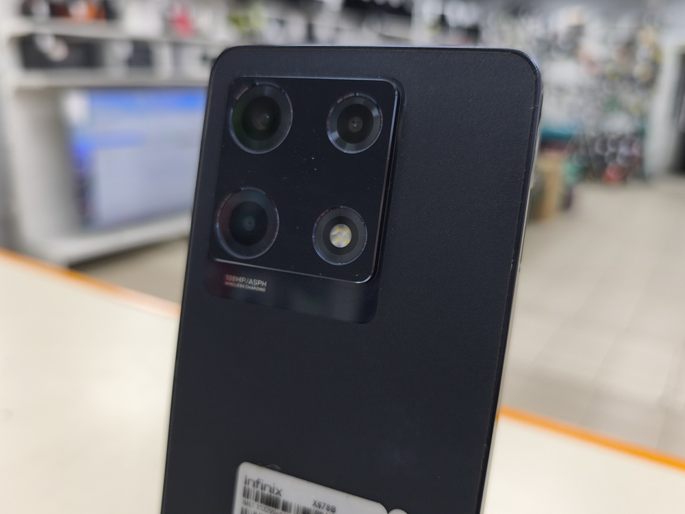 Смартфон Infinix Note 30 PRO 8/256