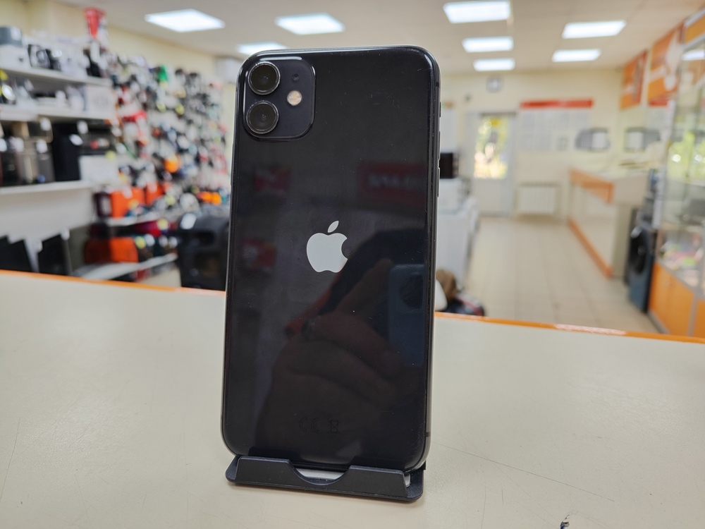 Смартфон Apple iPhone 11 64Gb