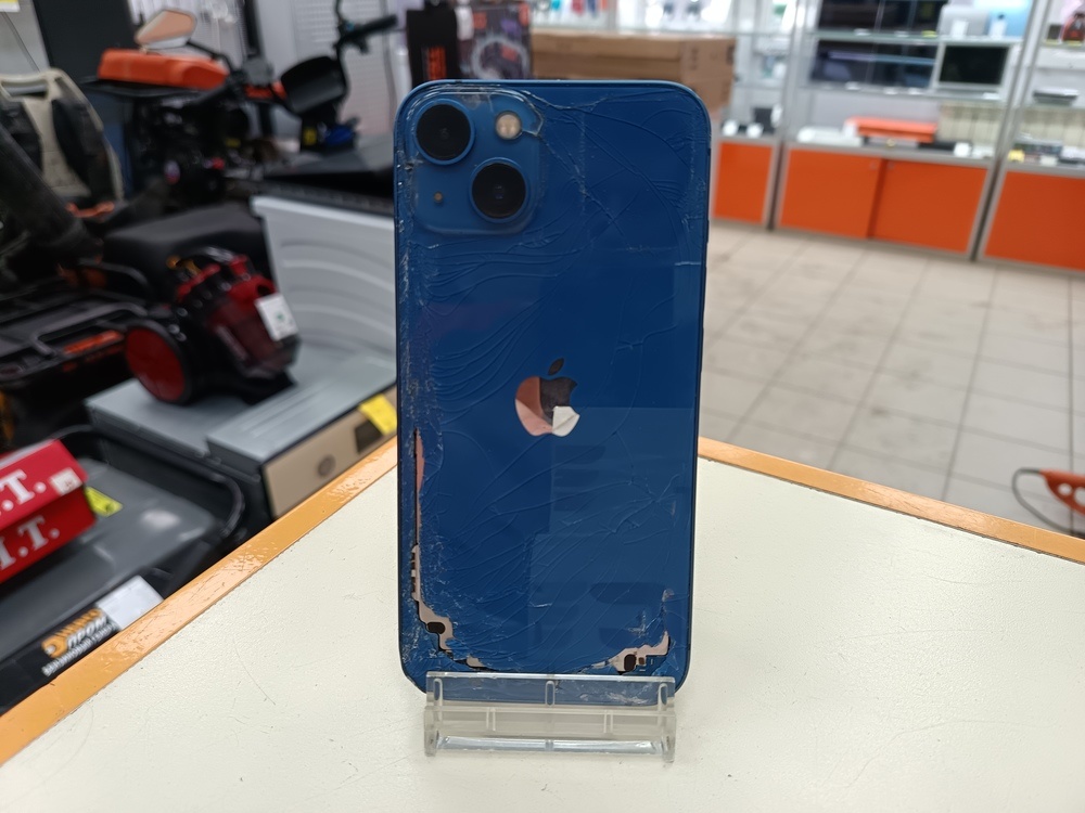 Смартфон Apple iPhone 13 128Gb