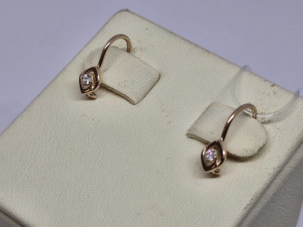 51-120-00689-1 СЕРЬГИ С ПЕТЕЛЬКОЙ (Au 585)