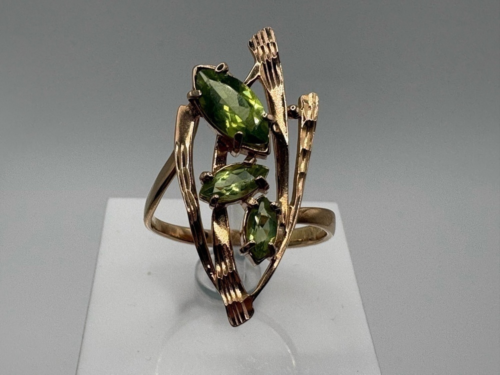 КОЛКМИ585 КОЛЬЦО С КАМНЯМИ (Au 585)