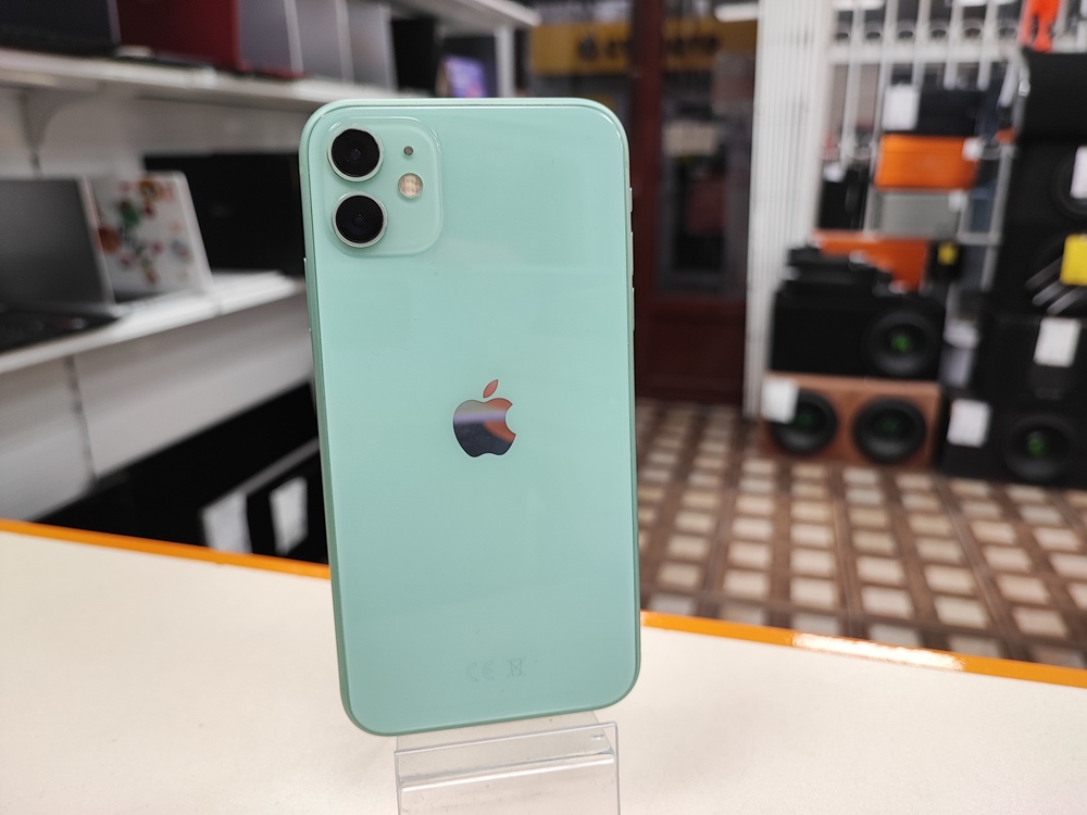Смартфон Apple iPhone 11 128Gb