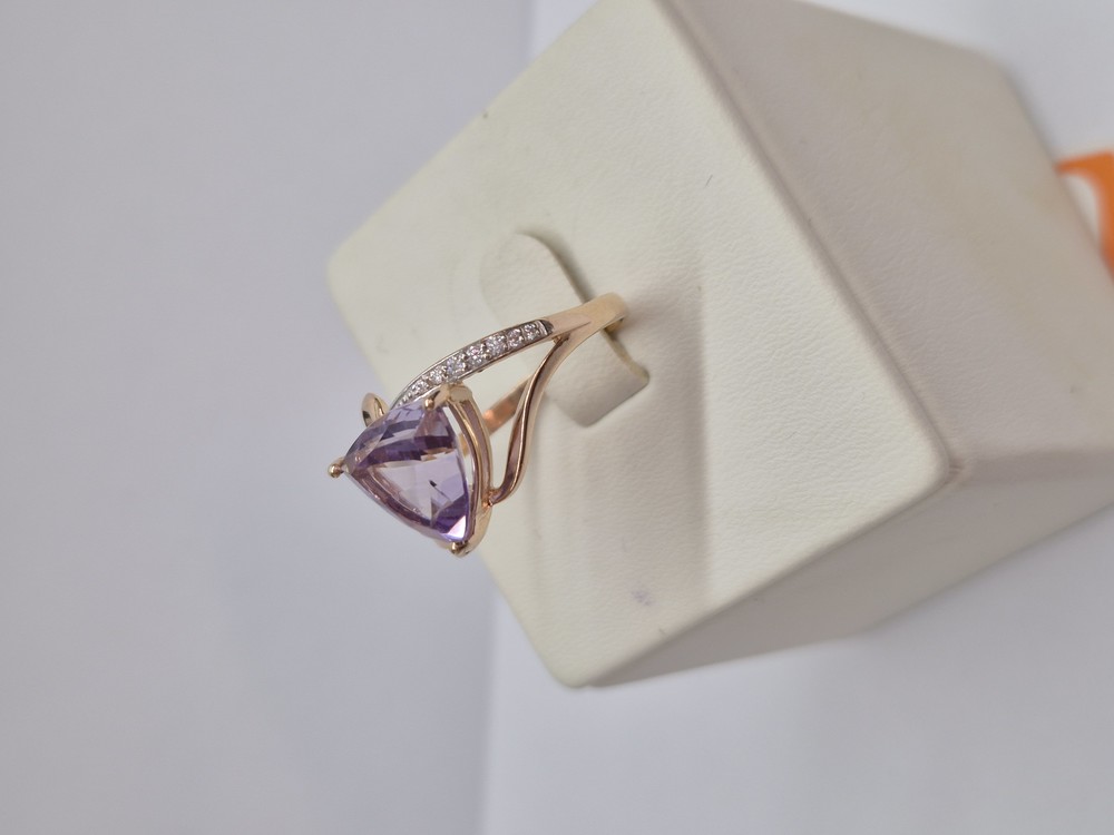 КОЛКМИ585 КОЛЬЦО С КАМНЯМИ (Au 585)