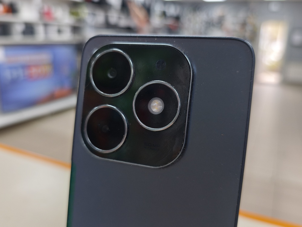 Смартфон Tecno Spark 20 8/256