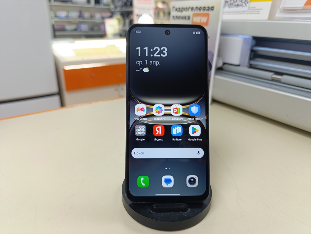 Смартфон Tecno Spark Go 2024 4/128