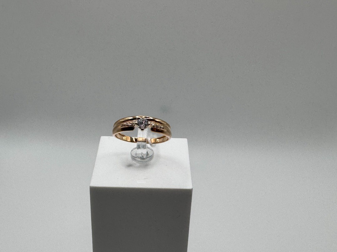 КОЛКМИ585 КОЛЬЦО С КАМНЯМИ (Au 585)