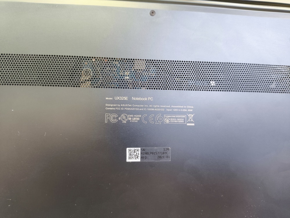 Ноутбук ASUS UX325E; i7-1165G7, Iris(R) Xe Graphics, 8 Гб, 512 GB, Нет
