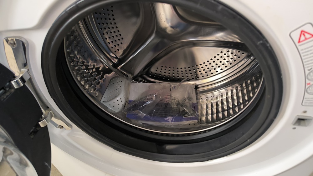 Стиральная машина Haier HW70-BP12969A