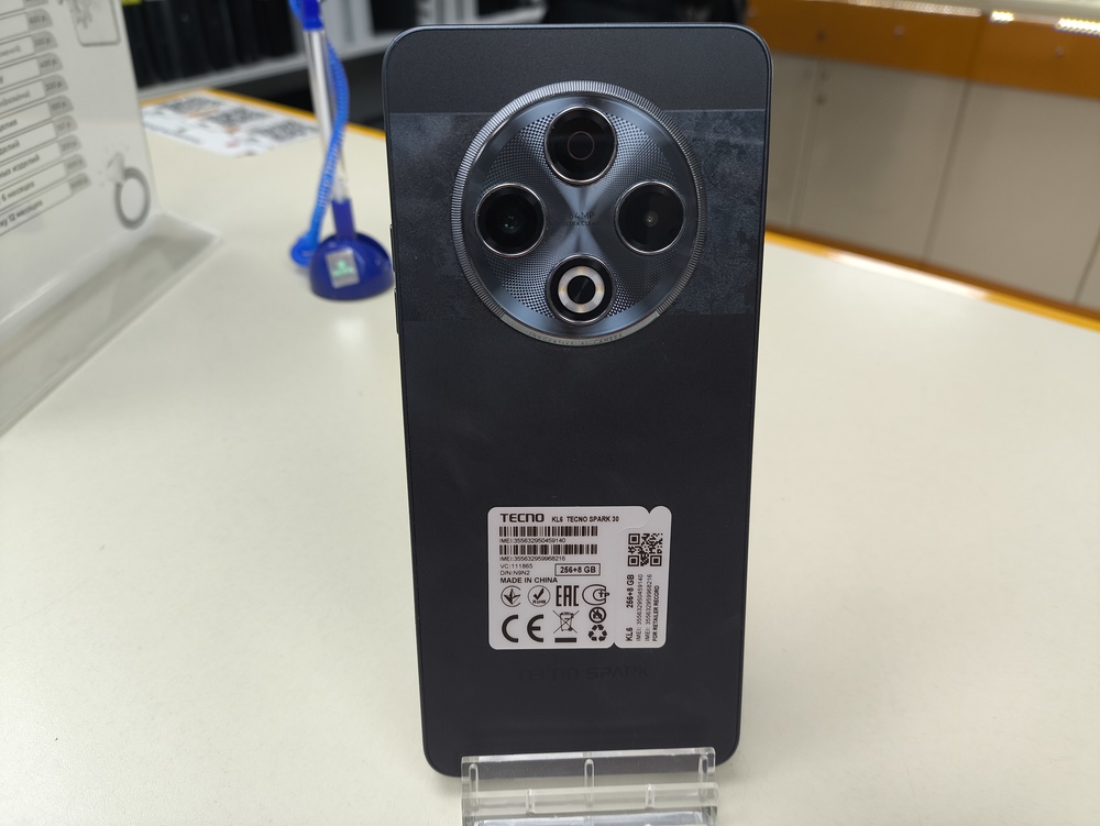 Смартфон Tecno SPARK 30 8/256