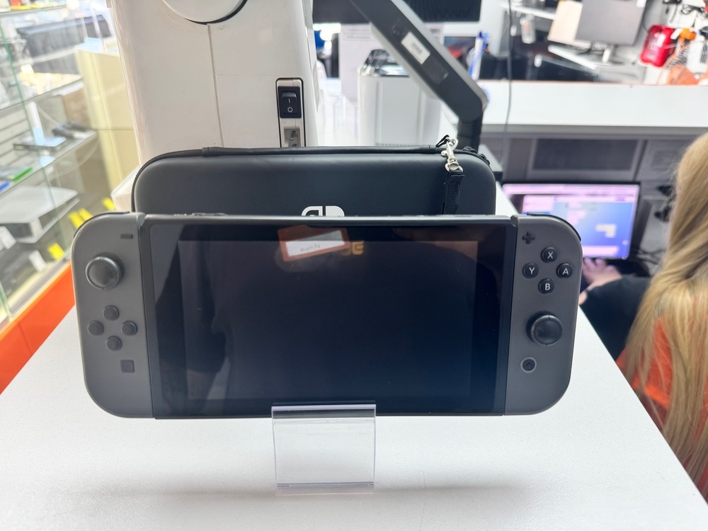 Игровая приставка Nintendo Switch