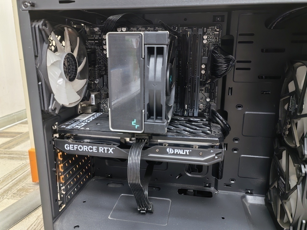 Системный блок Cougar; Core I5-12400F, Geforce RTX 4060, 8 Гб, 1 Tb, Нет