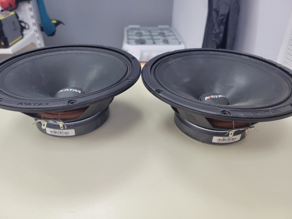 Автоакустика передняя Avatar mtu-81le;
