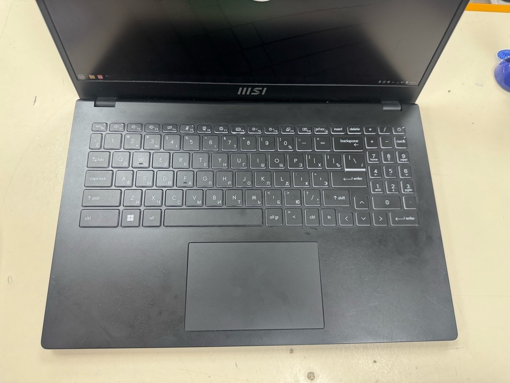 Ноутбук MSI; 5-5625u, AMD Radeon (TM) Graphics, 8 Гб, Нет, 250 Гб