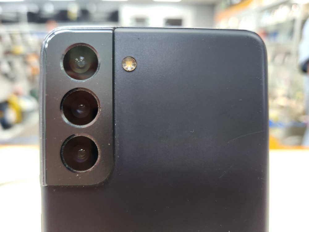 Смартфон Samsung Galaxy S21 5G 8/128