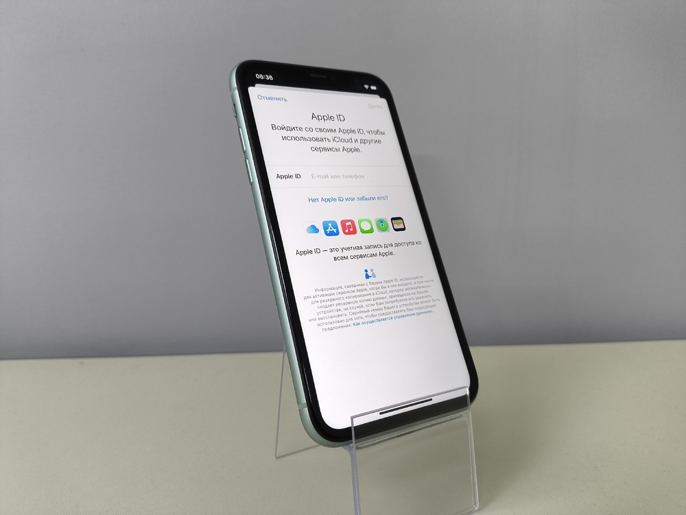 Смартфон Apple iPhone 11 64Gb