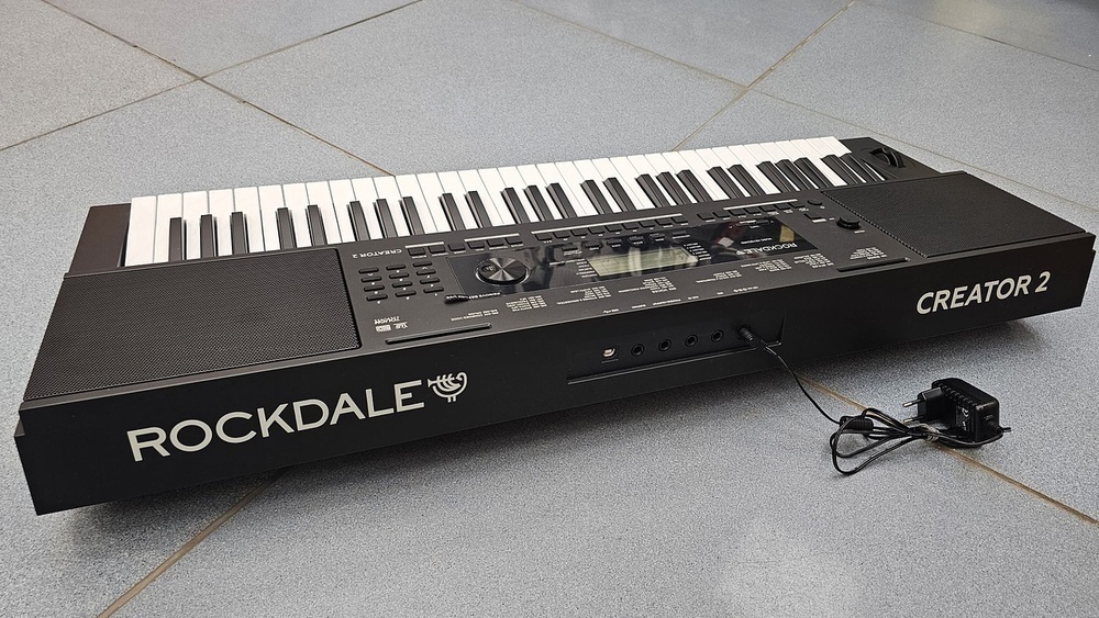Синтезатор Rockdale Creator 2
