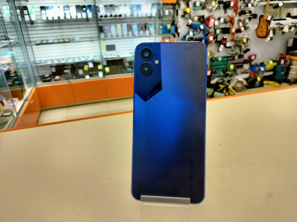 Смартфон Tecno Pova 4 8/128Gb