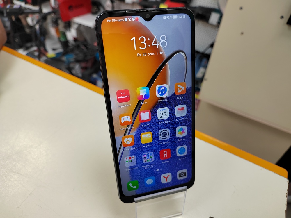 Смартфон Huawei Nova Y61 6/64