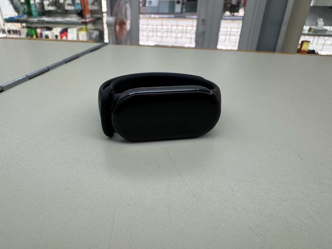 Фитнес-браслет Xiaomi Smart Band 10