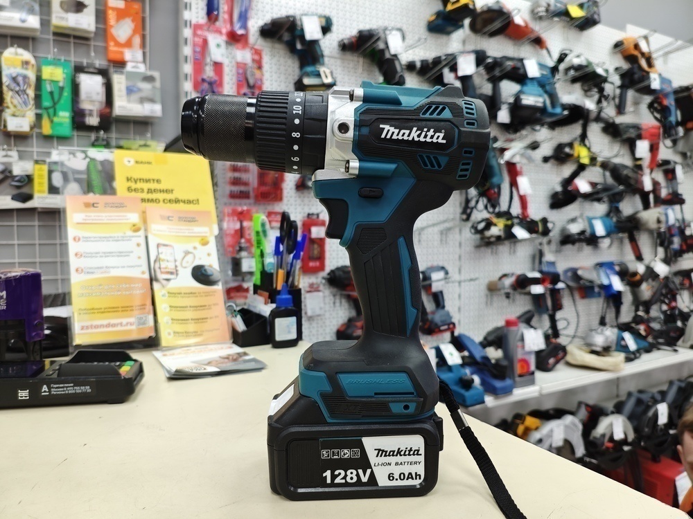 Шуруповерт Makita 128V