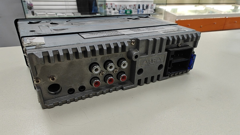Автомагнитола Aura AMH-77DSP
