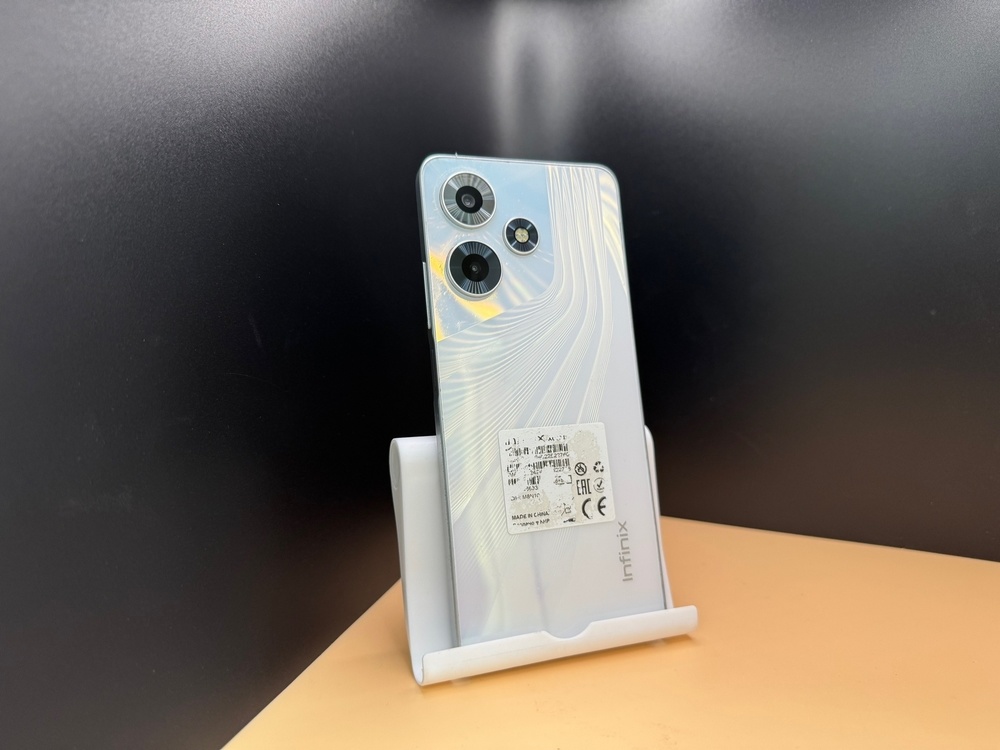 Смартфон Infinix HOT 30 8/128