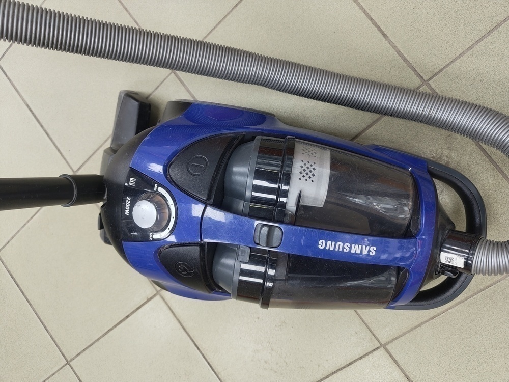 Пылесос Samsung SC8836