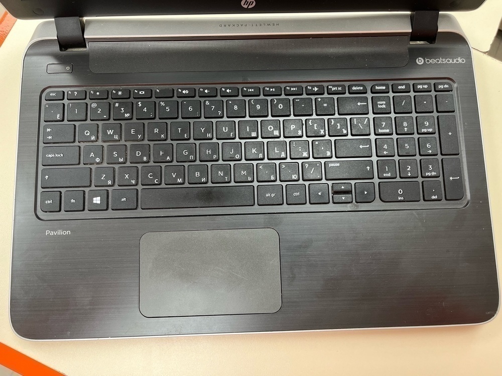 Ноутбук HP; A10-5745M, AMD Radeon (TM) Graphics, 6 Гб, 256 Гб, Нет