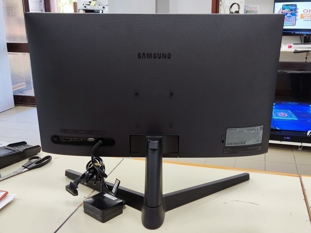Монитор Samsung S24C330GAI