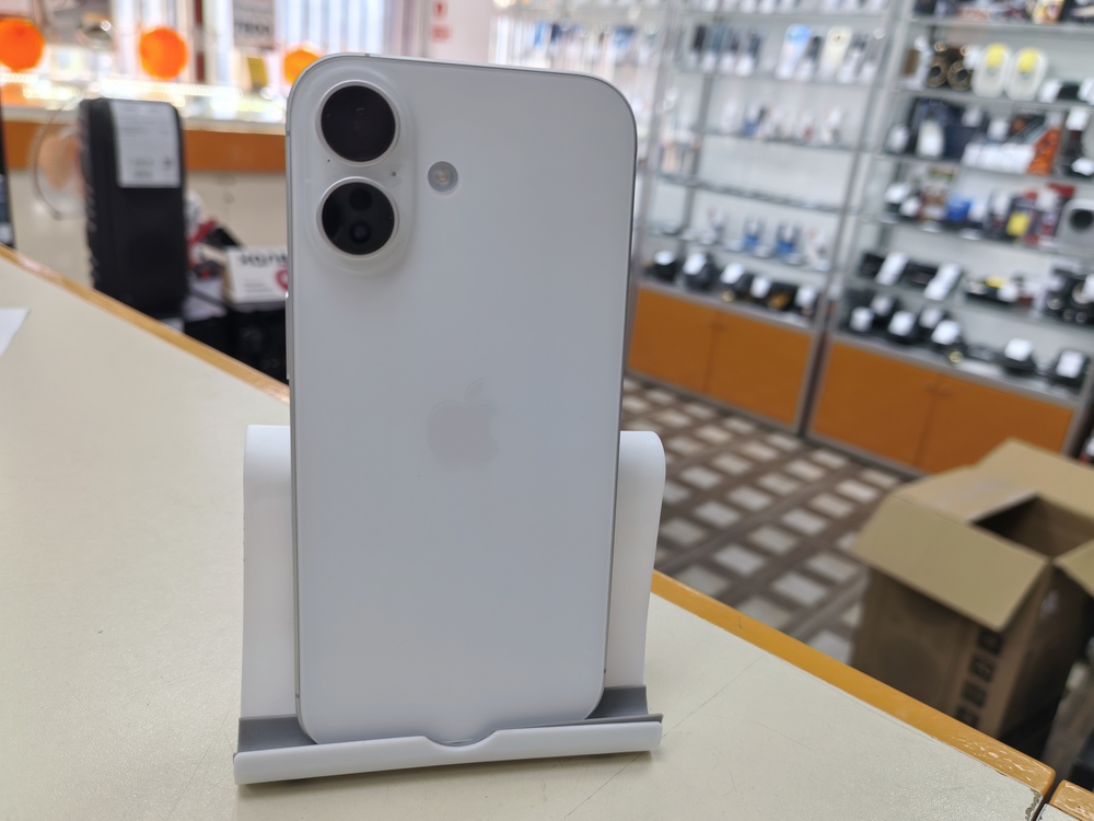Смартфон Apple Iphone 17 256Gb