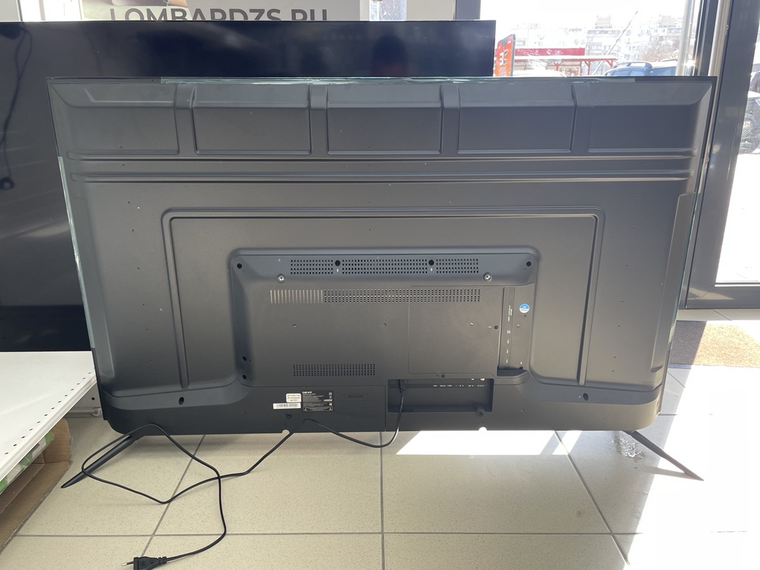 LED Телевизор Dexp 55UHG1