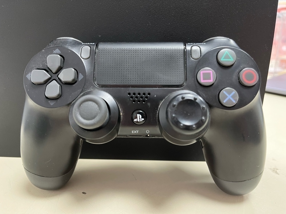Игровая приставка PlayStation 4 Pro 1Tb