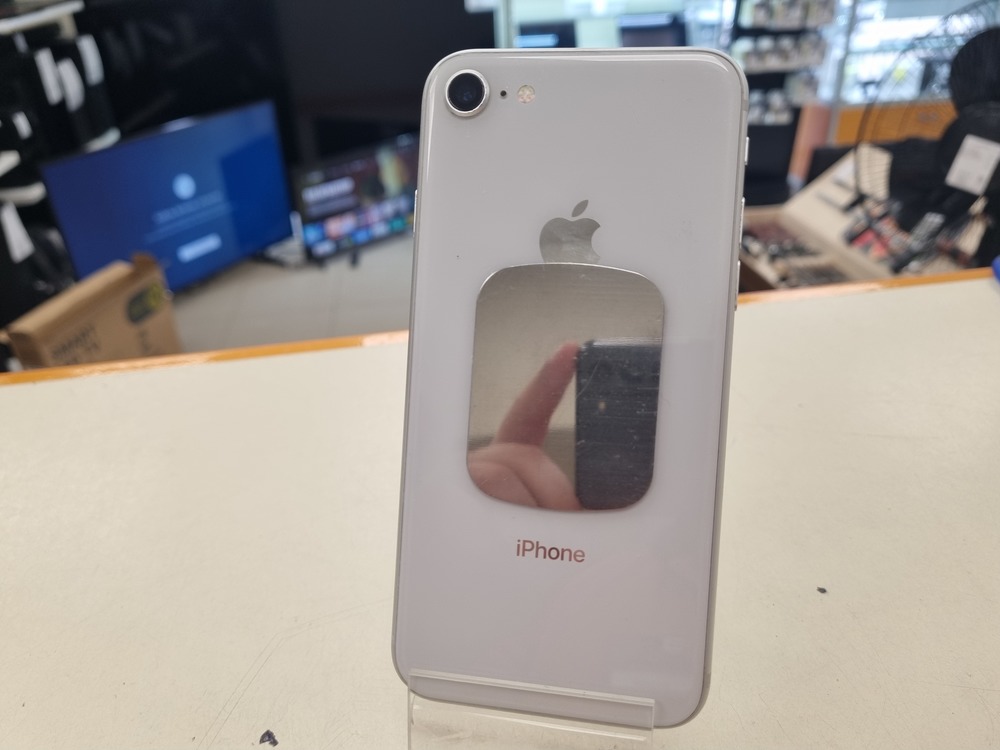 Смартфон Apple iPhone 8 64Gb