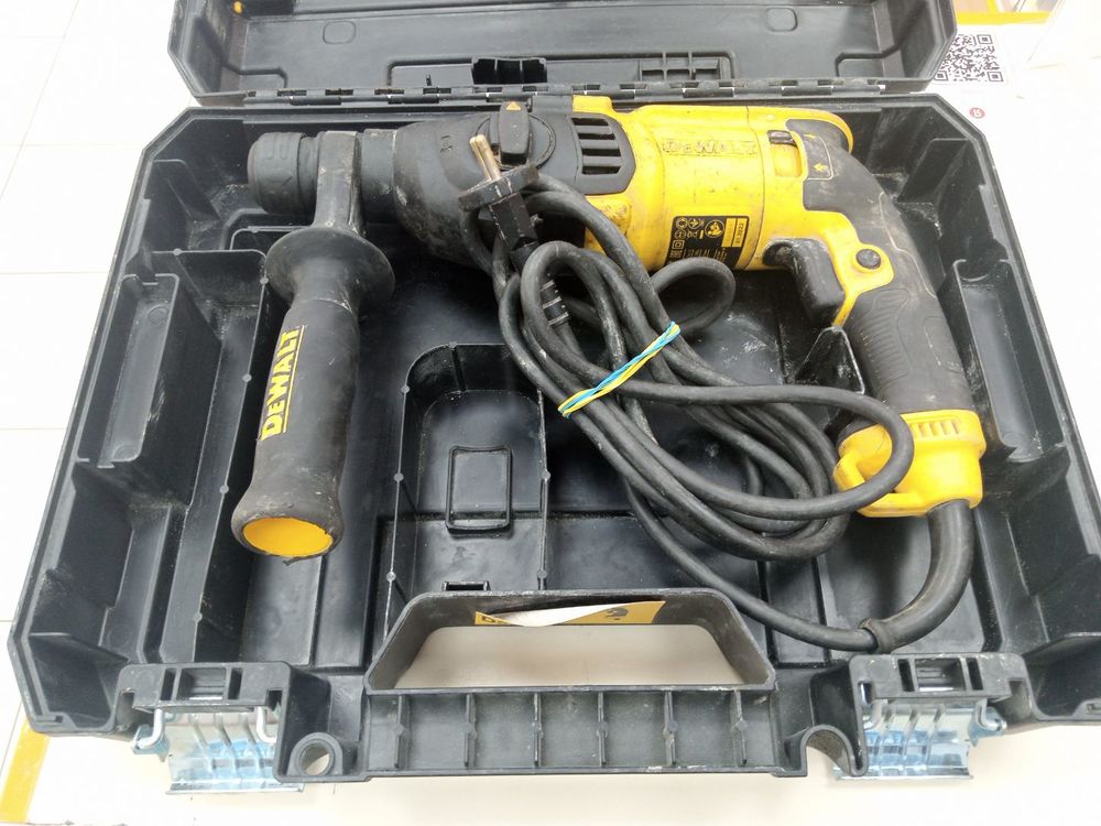 Перфоратор Dewalt D25133-KS