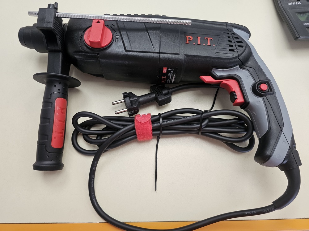 Перфоратор P.I.T. PBH24-C